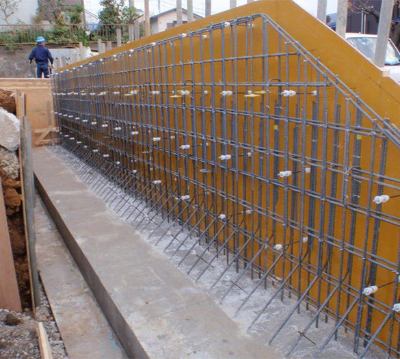 個人邸擁壁工事